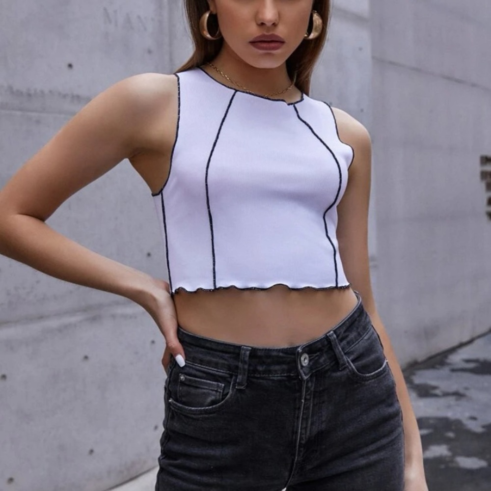 CONTRAST BINDING LETTUCE TRIM TANK TOP